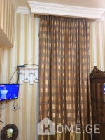 წერეთლის მეტროსთან,დინამოსთან ახლოს.