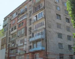ქირავდება