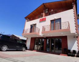 Urgently for sale in Ivertubani a family hotel type house