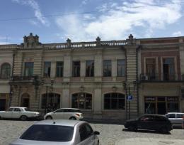 იყიდება საოფისე ფართი