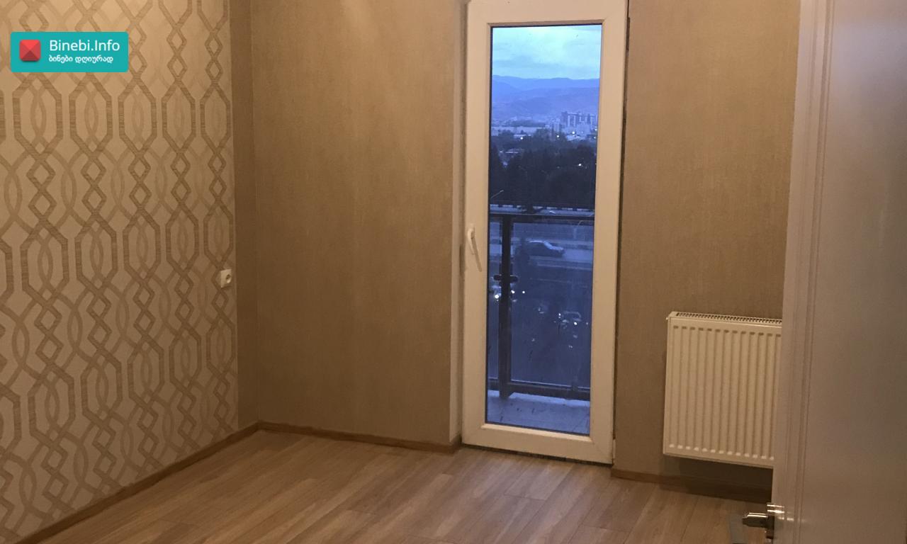 იყიდება 3 ოთახიანი ბინა