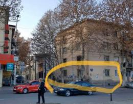 სასწრაფოდ იყიდება კომერციული ფართი ქ-გორში.