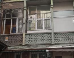 იყიდება 1 ოთახიანი ბინა
