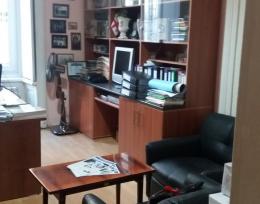 Commercial space for rent in Sololaki District
