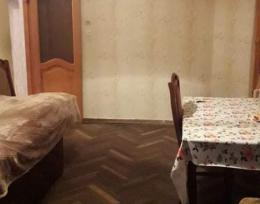 ქირავდება 2 ოთახიანი ბინა სასწრაფოდ