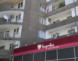 For rent !!!! on Tsereteli avenue  3 room apartament