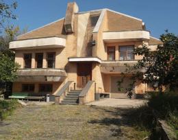 იყიდება სახლი