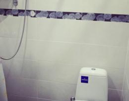 ქირავდება სუფთა ბინა ავეჯით და ტექნიკით