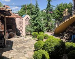წყნეთში საუკეთესო ადგილას მოწყობილი სახლი