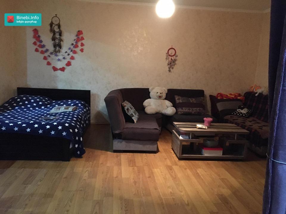 იყიდება 3 ოთახიანი ბინა