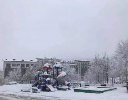 ქირავდება 2 ოთახიანი ბინა ბაკურიანში, დიდველი რეზიდენსი