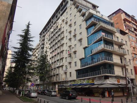 ქირავდება ბინა ბათუმში 2 ოთახიანი