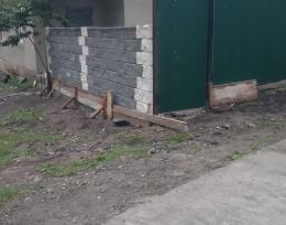 ქირავდება კოლეჯი ტყის პირას