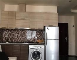 იყიდება 2 ოთახიანი ახალაშენებულში