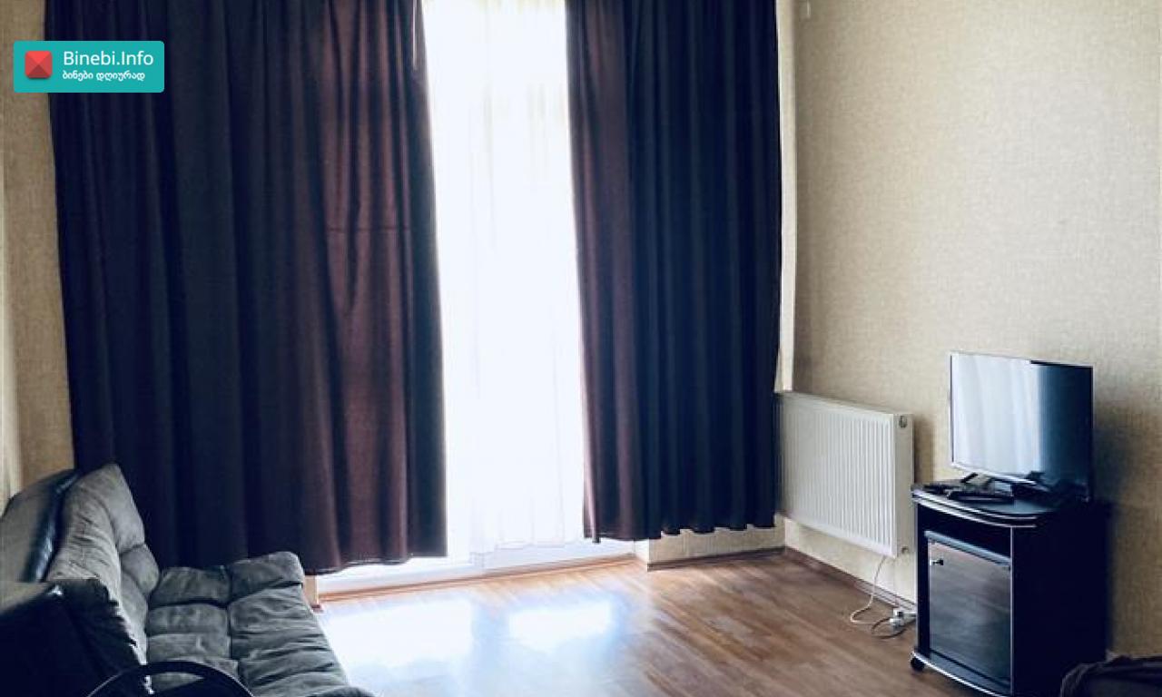 ქირავდება დღიურად 2 ოთახიანი ბინა ისანში