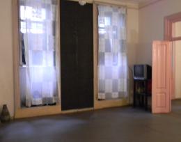 2-room, isolated apartment for sale from the owner