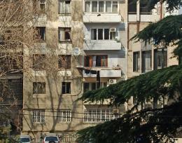 ქირავდება ბინა გამოდგება კომერციული საქმიანობისთვის