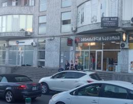 For rent operating beauty  office-commercial
