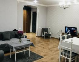 ქირავდება 3 ოთახიანი ბინა