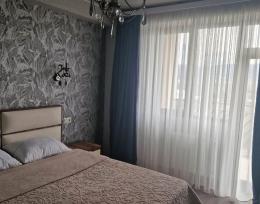 varketilis xidebtan  qiravdeba saatobrivad da dgiurad binebi