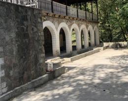 იყიდება კომერციული ფართი რესტორანი ოდა რიკოთზე