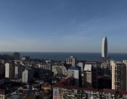 იყიდება თეთრი კარკასი ბათუმში