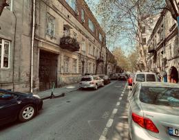 ქირავდება ბინა