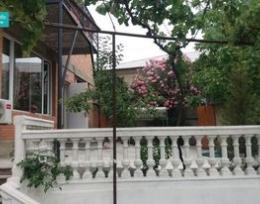 577-25-34-10 გირავდება კერძო სახლი სიღნაღში
