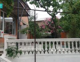 გირავდება სახლი სიღნაღში
