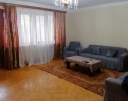 გირავდება ბინა ტყიბულის ცენტრალურ უბანში 597552414