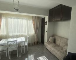 ქირავდება 2.5 ოთახიანი ბინა