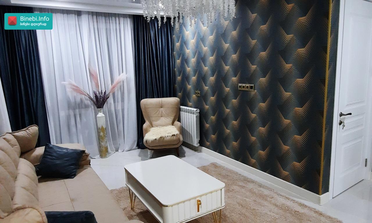 იყიდება 3 ოთახიანი ბინა ზღვასთან ახლოს