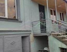 გირავდება ბინა ზუგდიდში ტელ:555570539