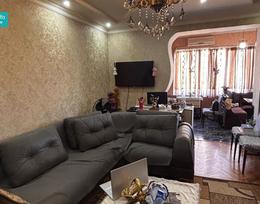 იყიდება 3 ოთახიანი ბინა კოსტავაზე