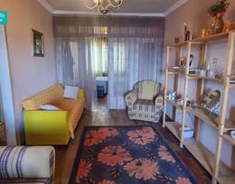 იყიდება ბინა ჭანტურიაზე 8/9