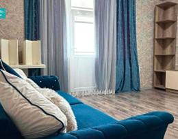 � For rent: a newly built and renovated, cozy and bright 2-